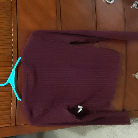 NWT Aeropostale sweater - Picture 2 of 6